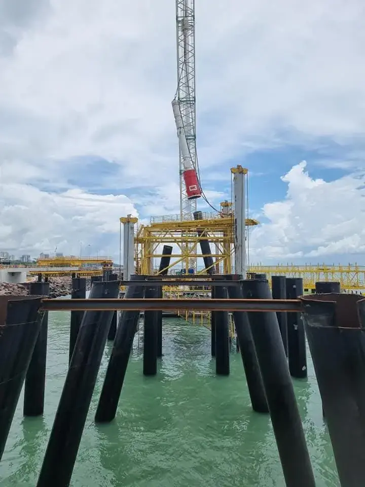 HD Welding mobilising to a remote marine construction site