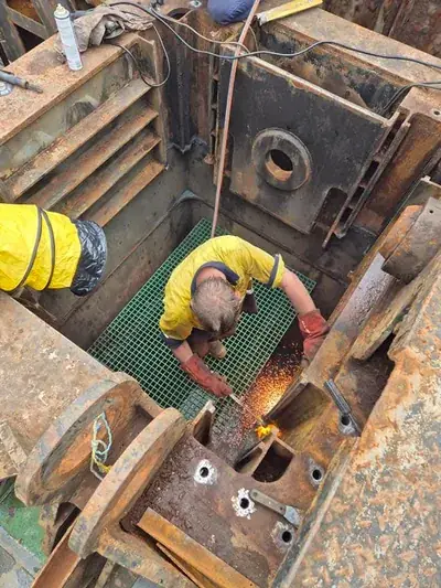 Barge hull compartment cutting repair