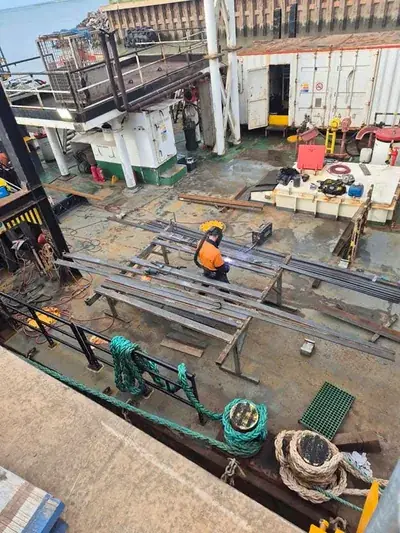 Ship deck steel grating fabrication