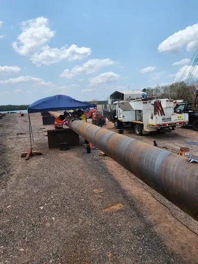 Coded pipe welding onsite mobile truck